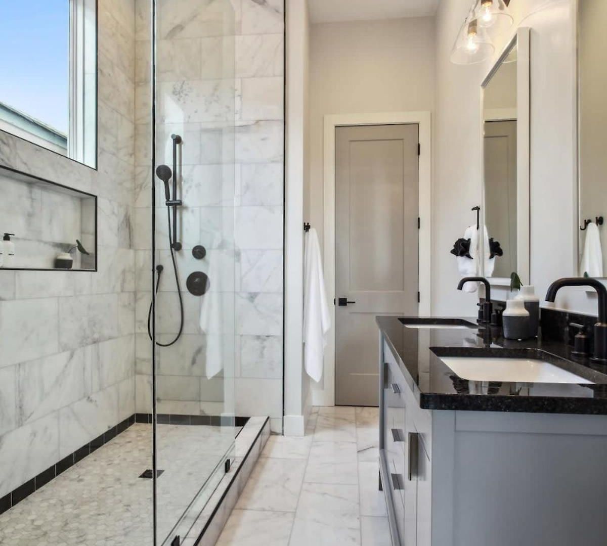 New Stylish Renovation Heated Pool & Holiday home New Orleans