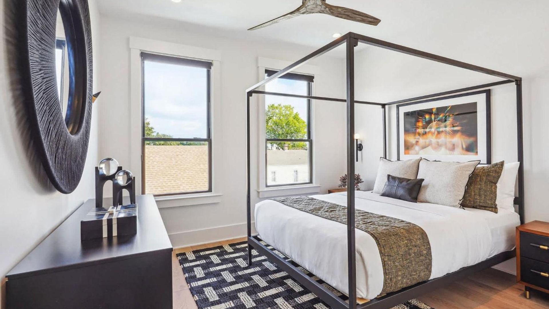 Bywater Retreat With Heated Pool And Roof Deck Holiday home