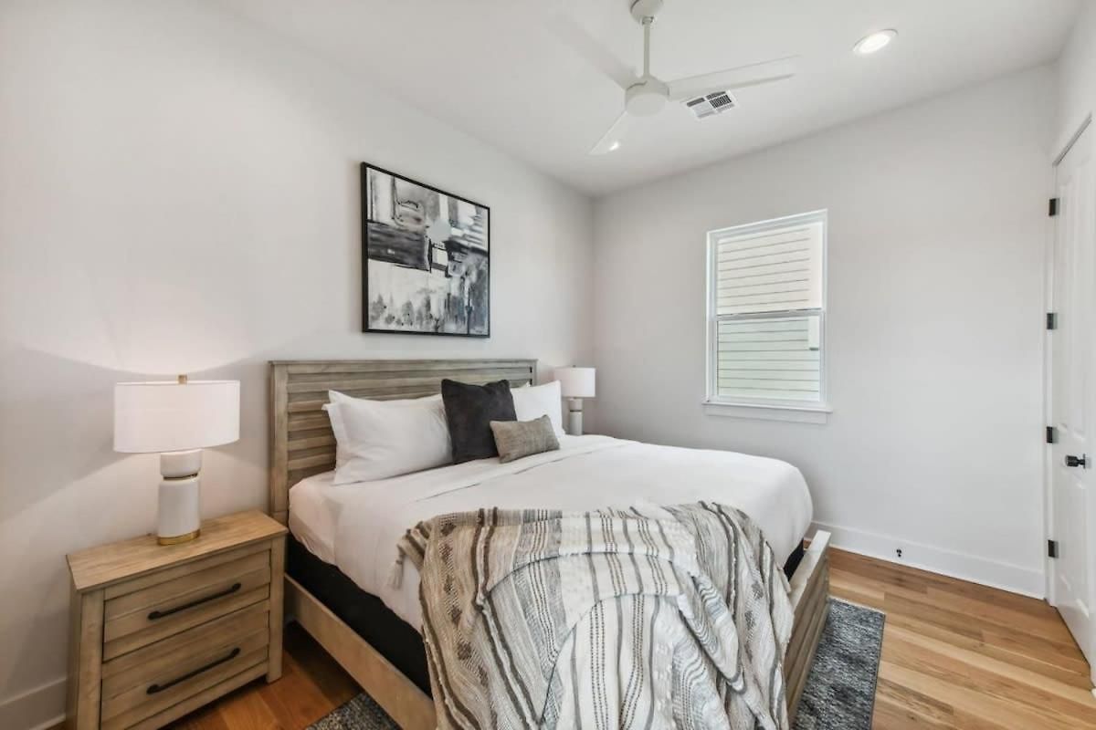 Elegant Stylish With Hot Tub & Pergola Holiday home