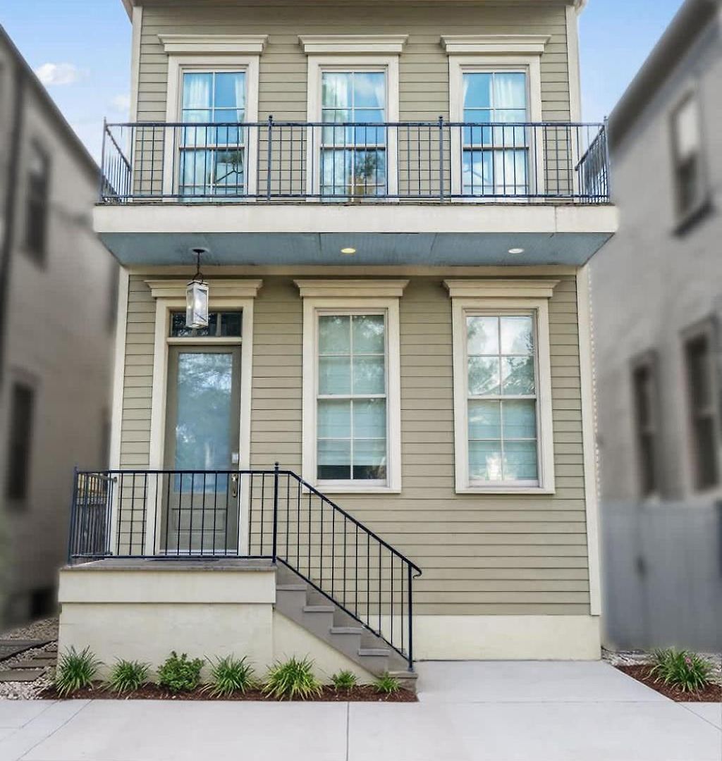Sunny Midcentury Luxury Near French Quarter