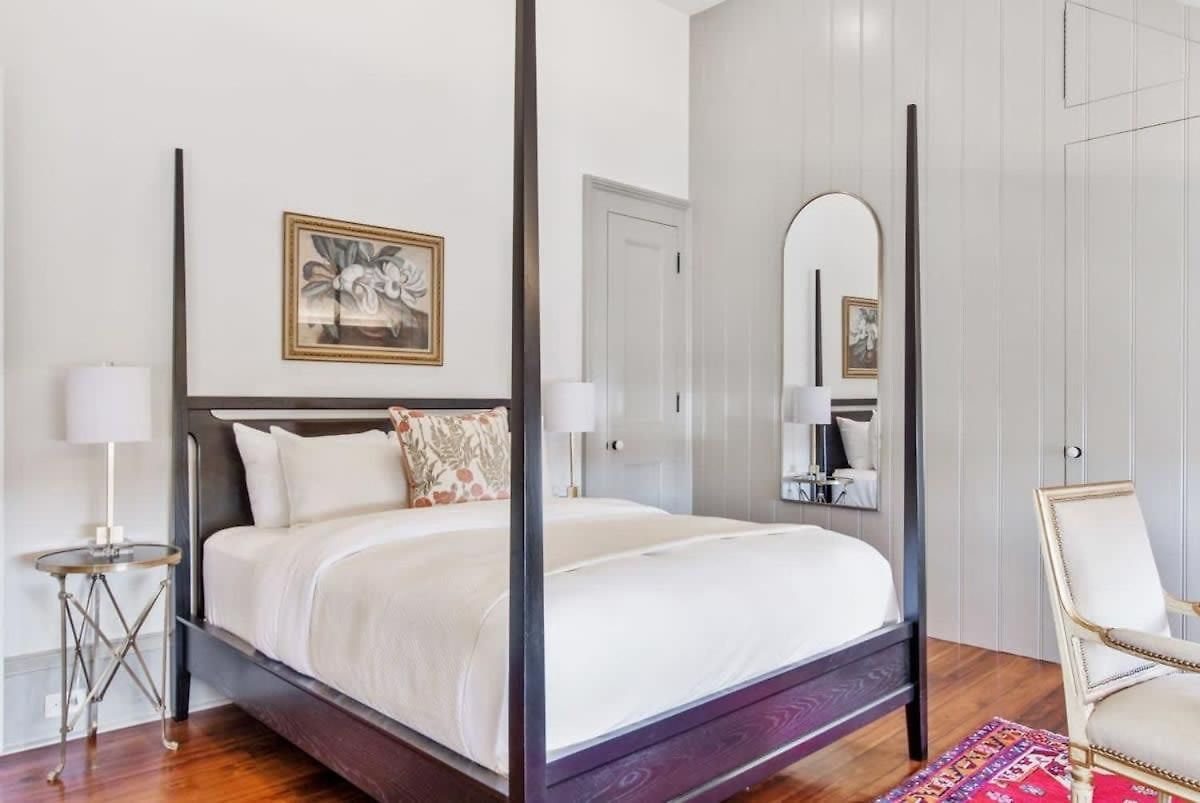 Holiday home Elegant Cbd With Courtyard & Balcony *