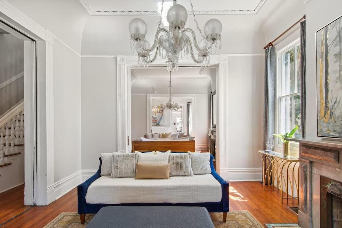 Opulent Expansive Unit Heated Pool And New Orleans