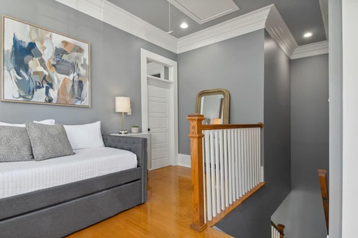 Holiday home Stylish Modern With Hot Tub & Pergola New Orleans