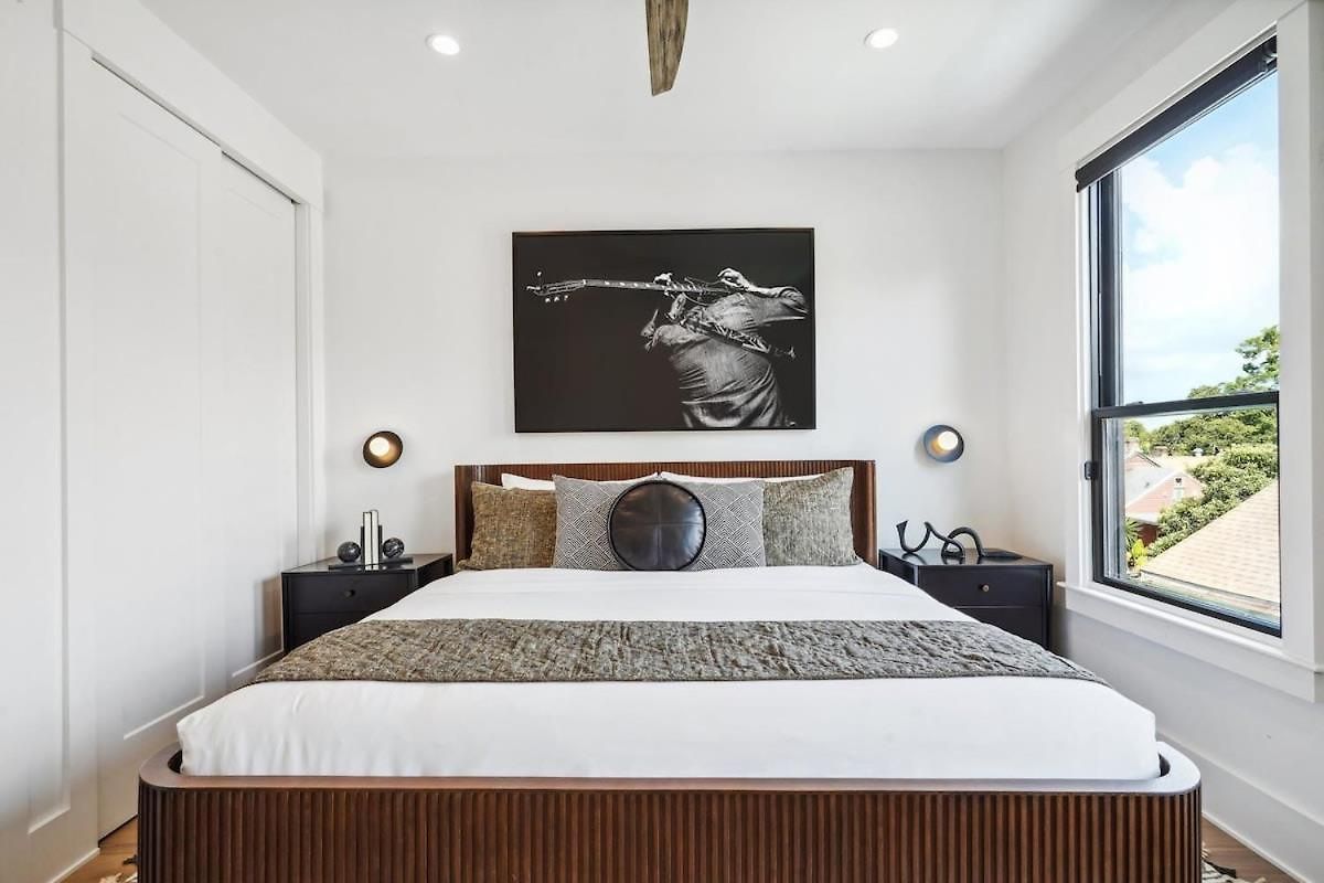 Peaceful Bywater With Heated Pool Quiet *