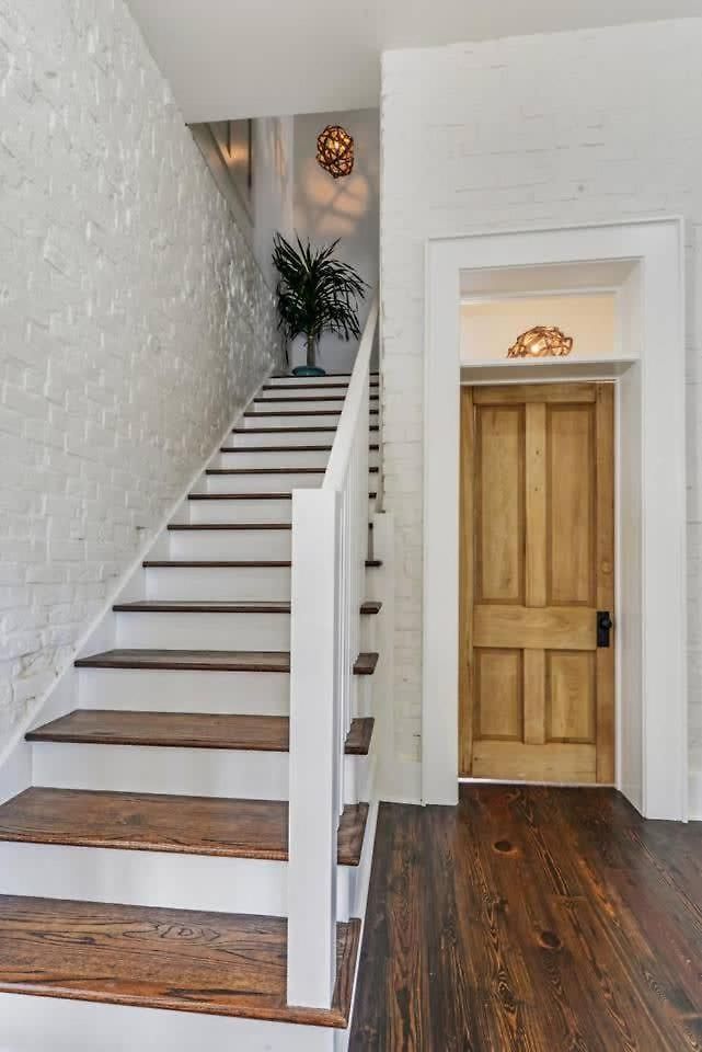 Contemporary Designer Near French Quarter Holiday home