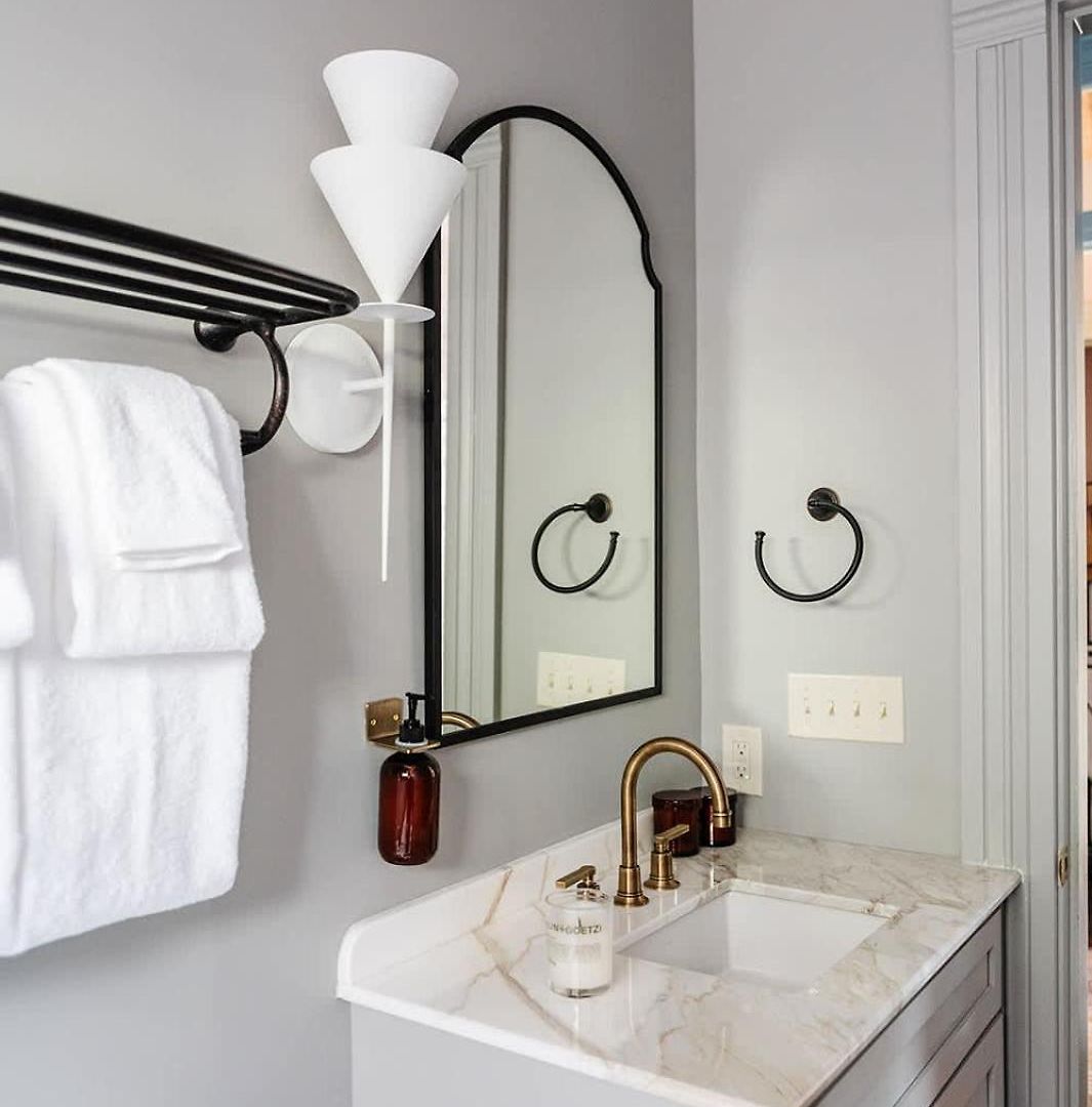 Luxury French Quarter & Heated Pool Holiday home *