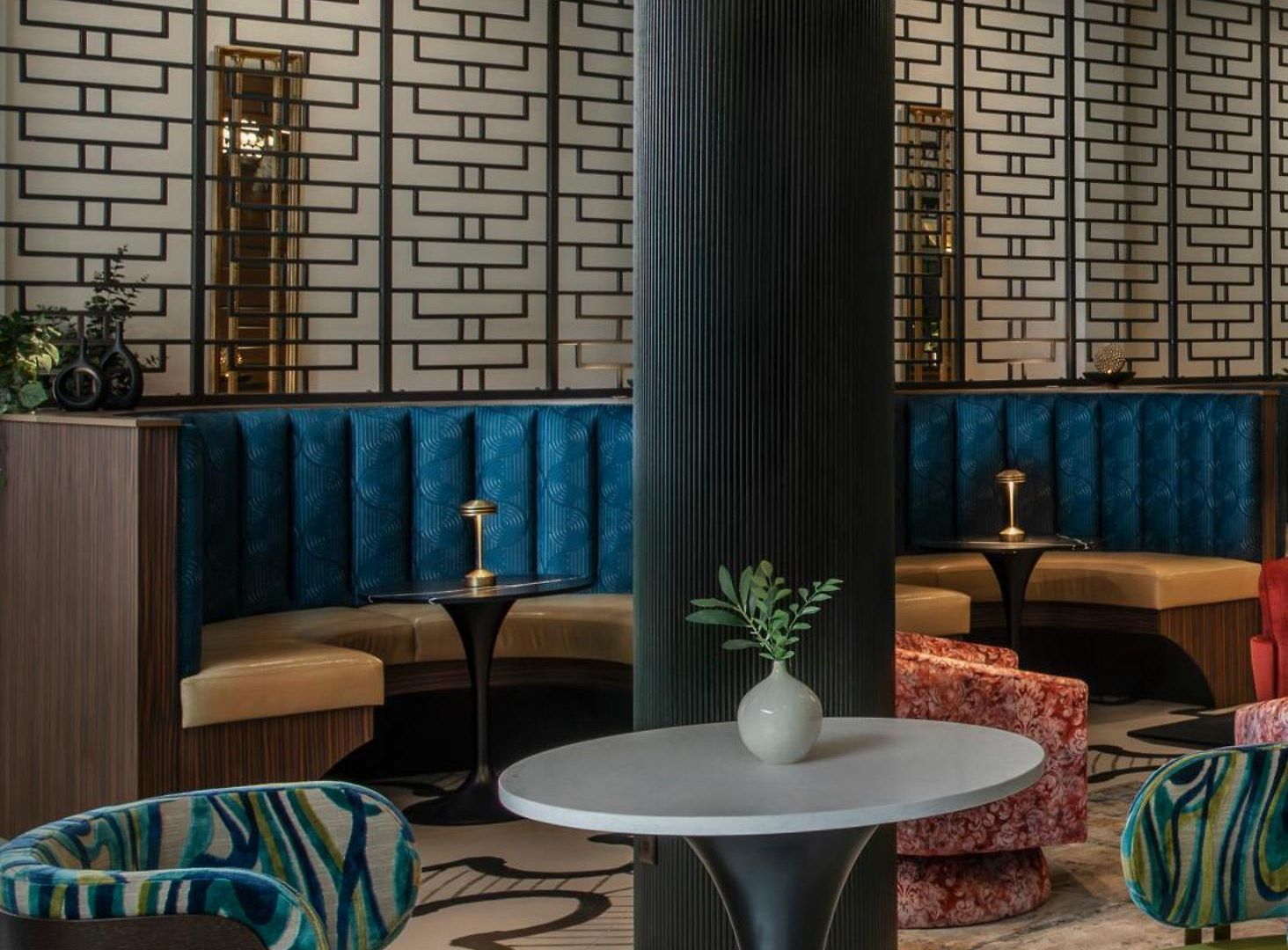 The Monarch Hotel, Hq Collection