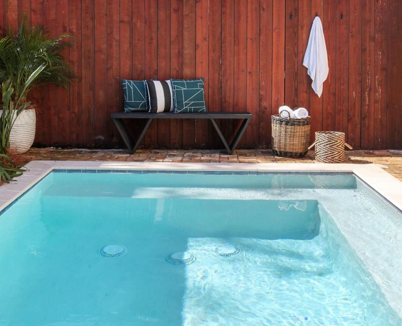 Beautiful Renovated With Private Heated Pool Holiday home New Orleans