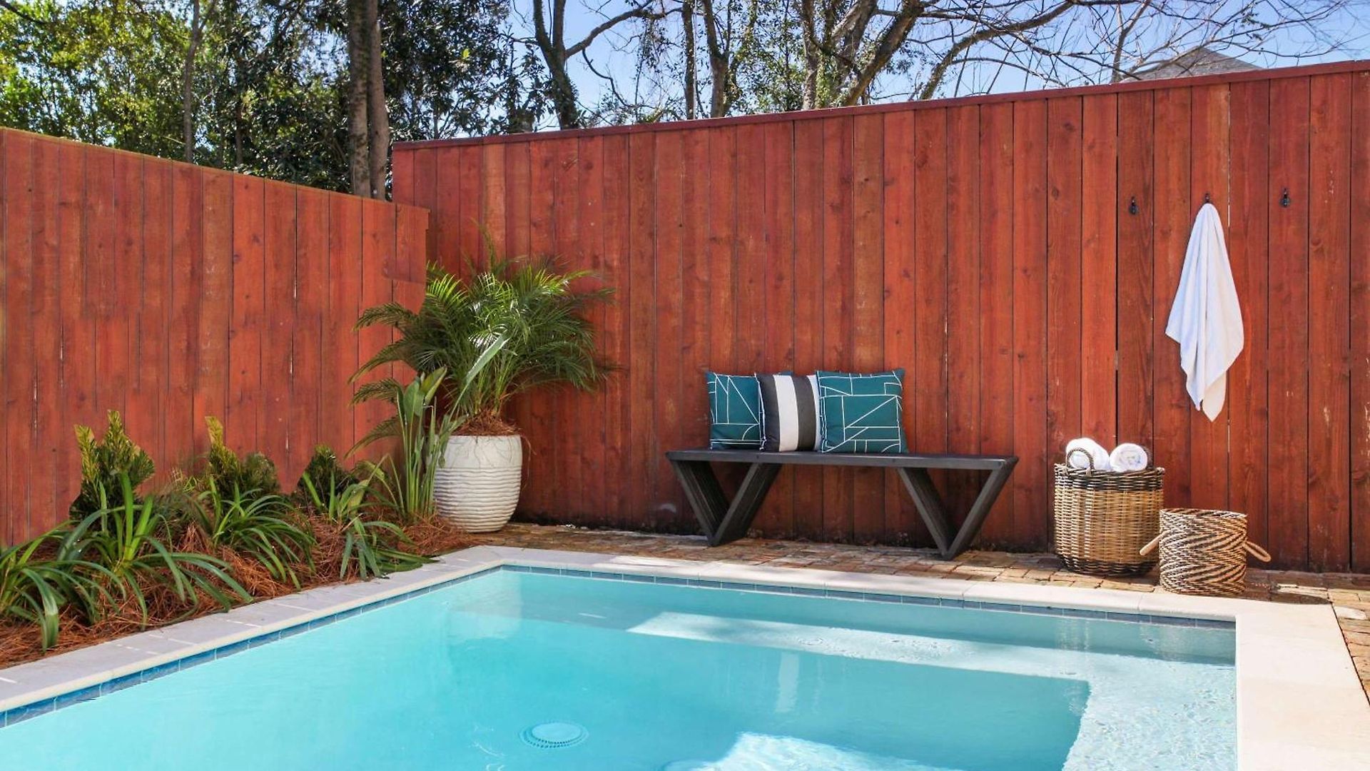 Holiday home Beautiful Renovated With Private Heated Pool *