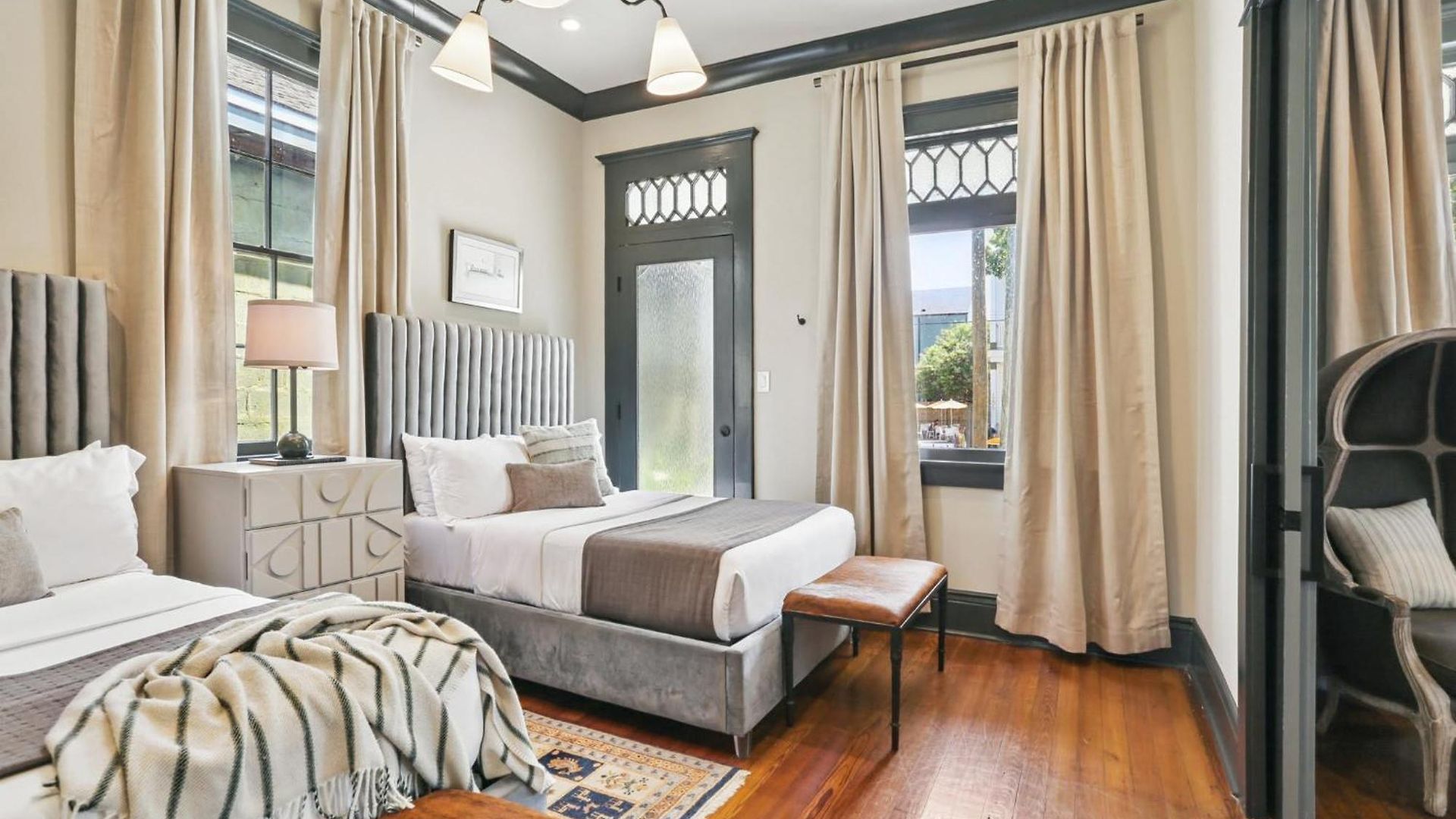 Holiday home Designer On Magazine Pool And New Orleans