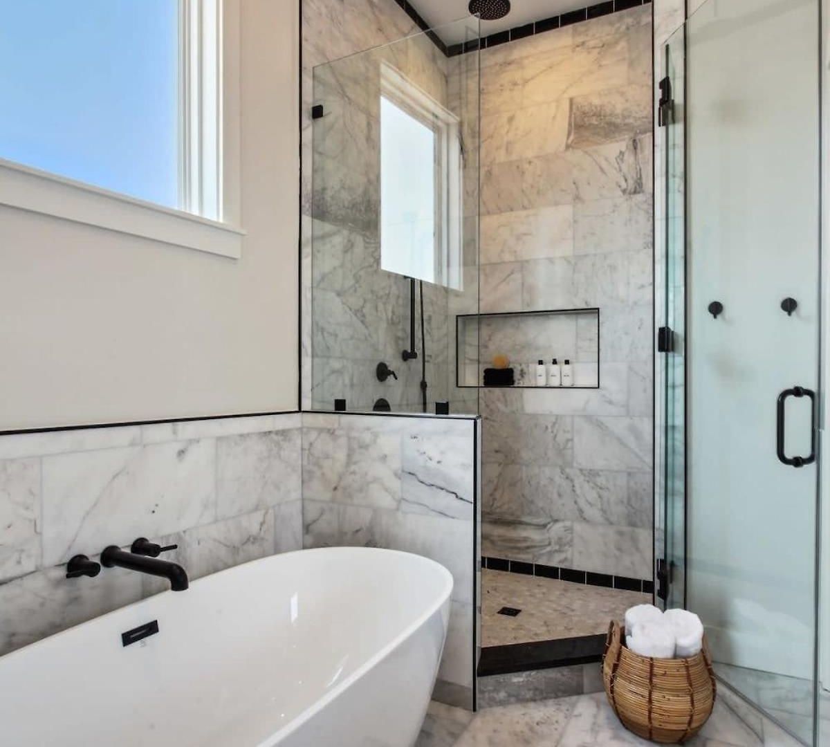 Holiday home New Stylish Renovation Heated Pool &