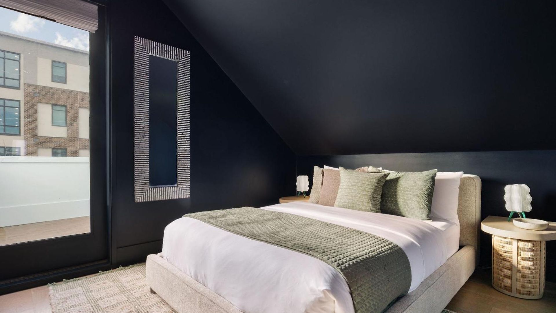 Modern New Homes Heated Pools And Spas Holiday home *
