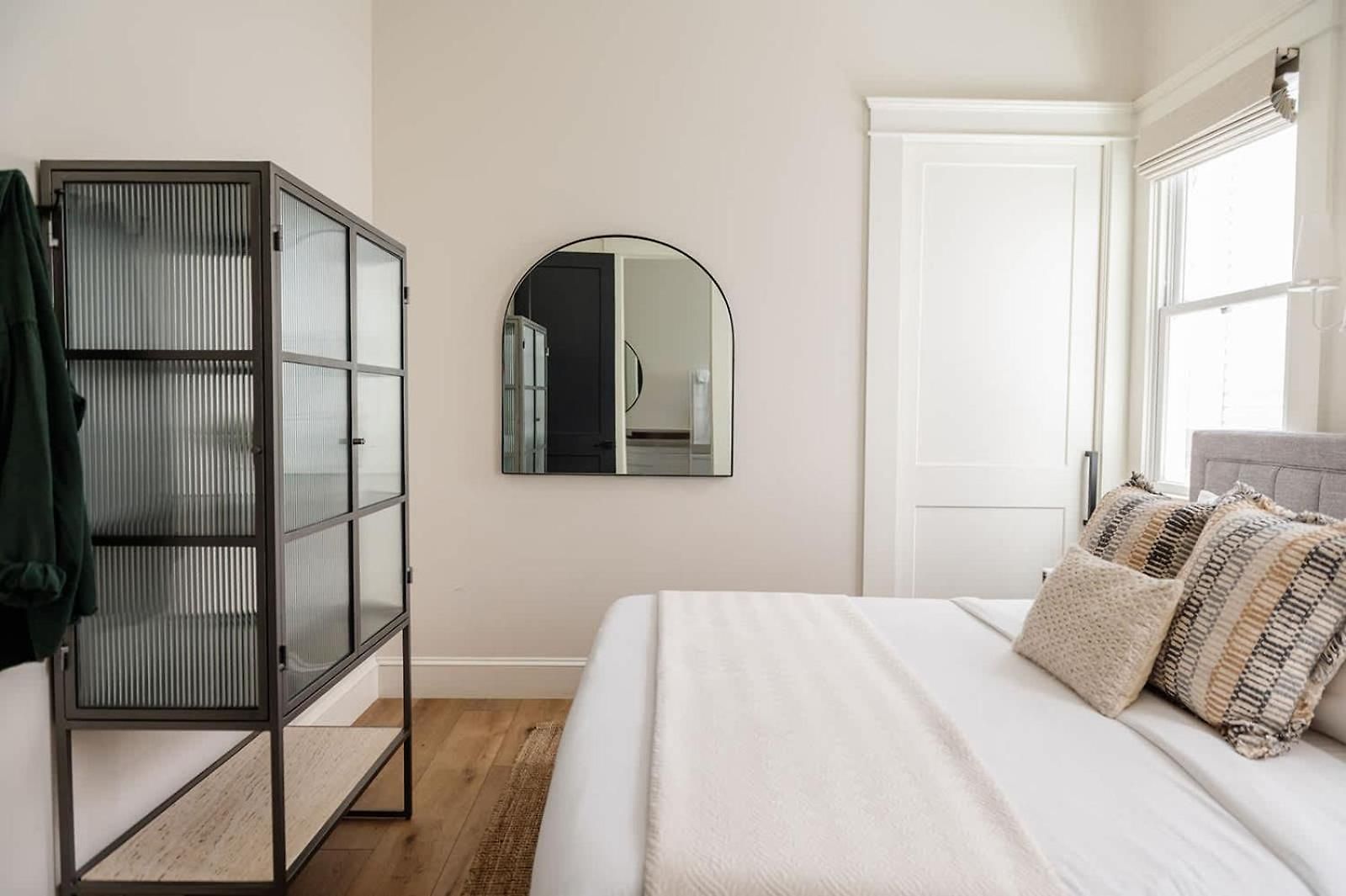 New Private With Pool And Near Fq