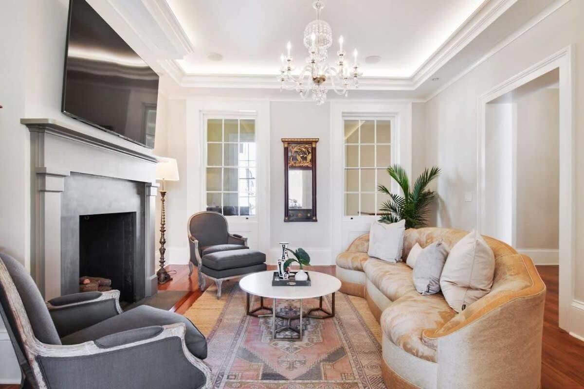 Historic Cbd Townhomes With Courtyard