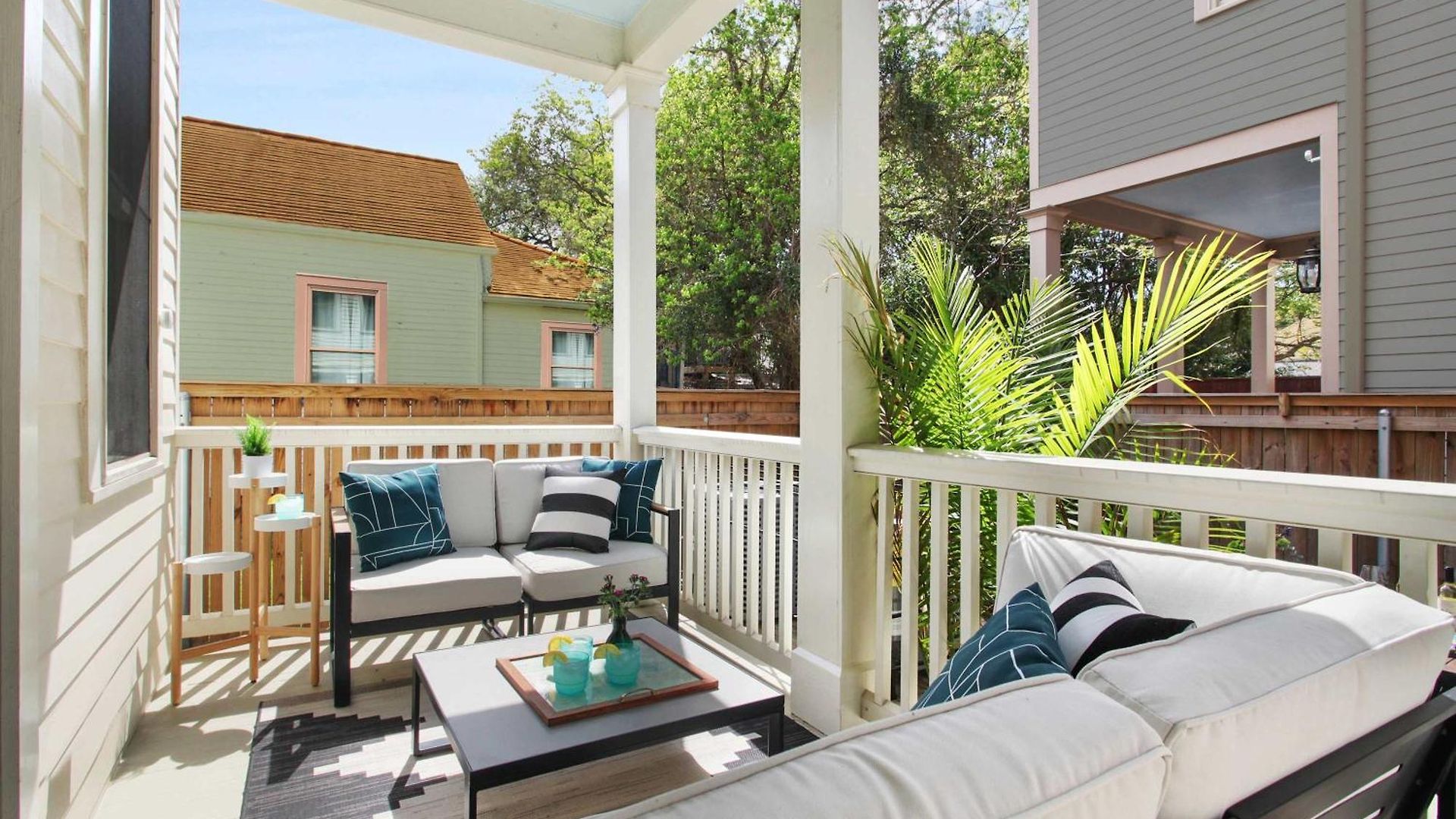 Luxe With Back Patio Near Frenchmen Holiday home