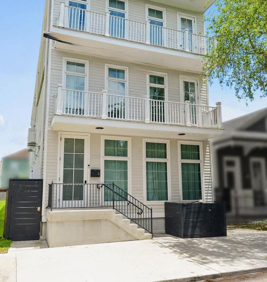 Holiday home Luxe Sunlit Heated Pool & Near Cbd