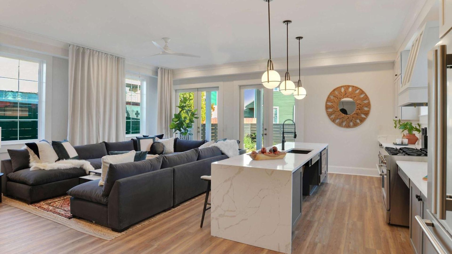 2 Unit Combo 12br Near French Quarter *
