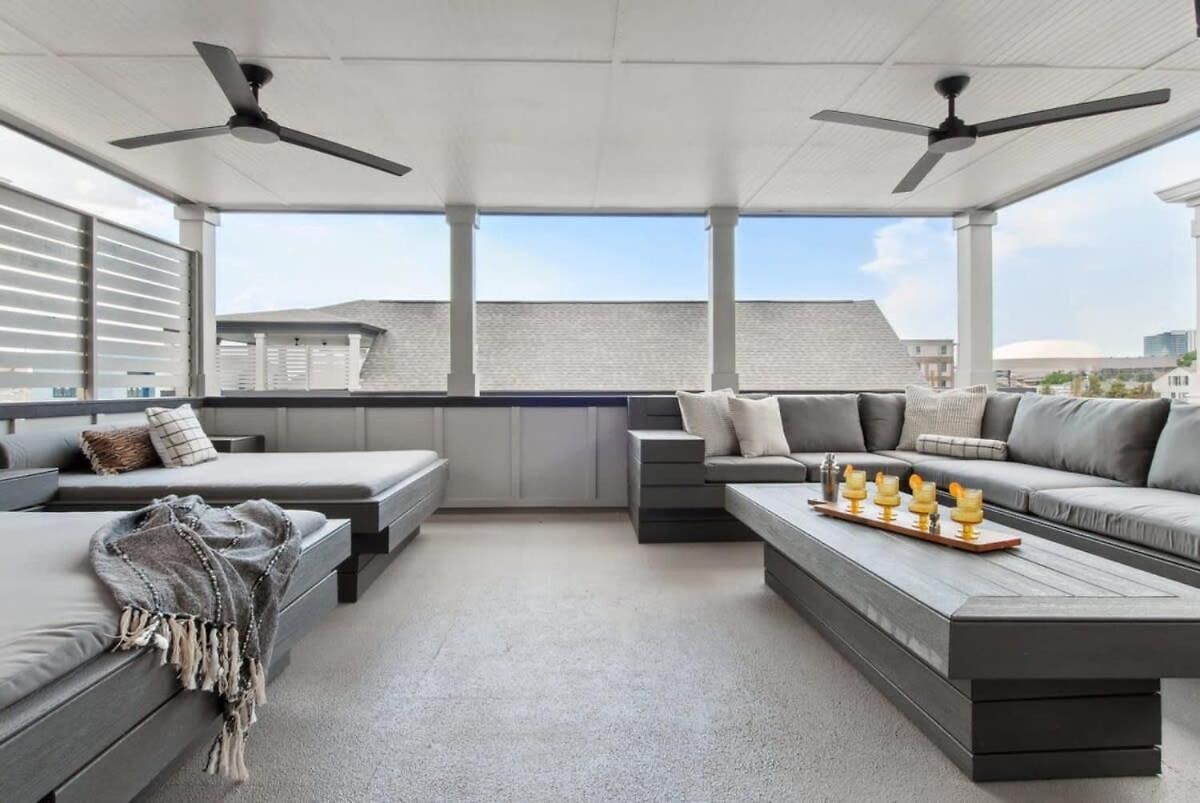New Luxury Heated Pool & * New Orleans