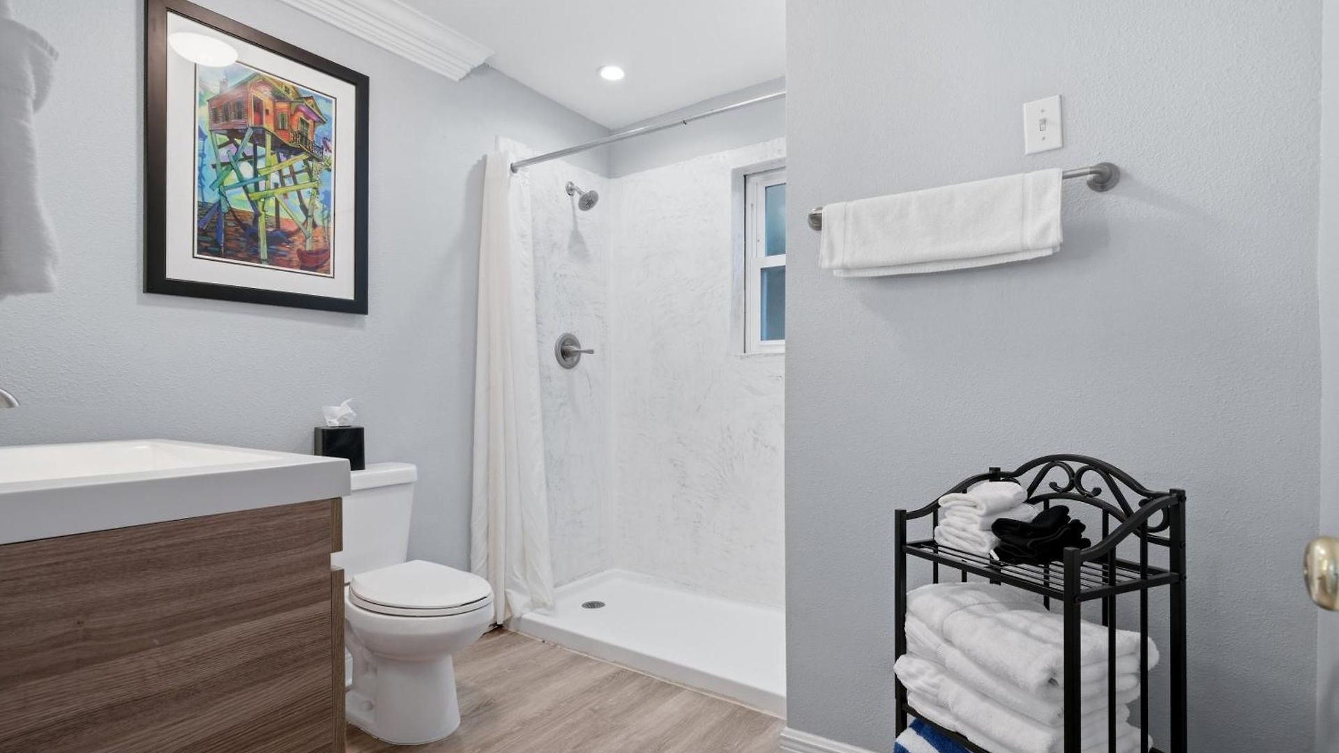 Refined 2br Escape On Frenchmen Street W Pool Aparthotel