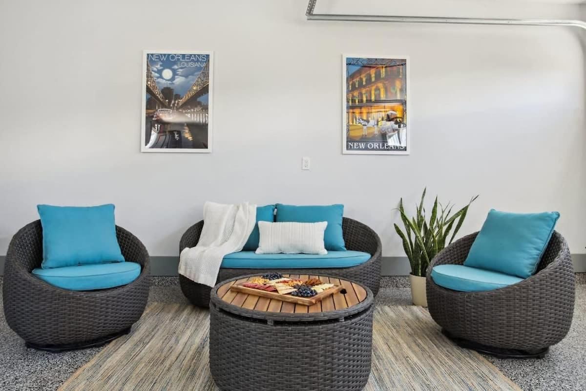 Holiday home Deluxe Modern Heated Pool & Game *