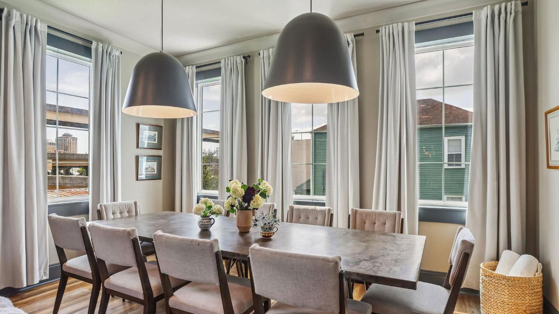 7br & Pool Access Near Cbd