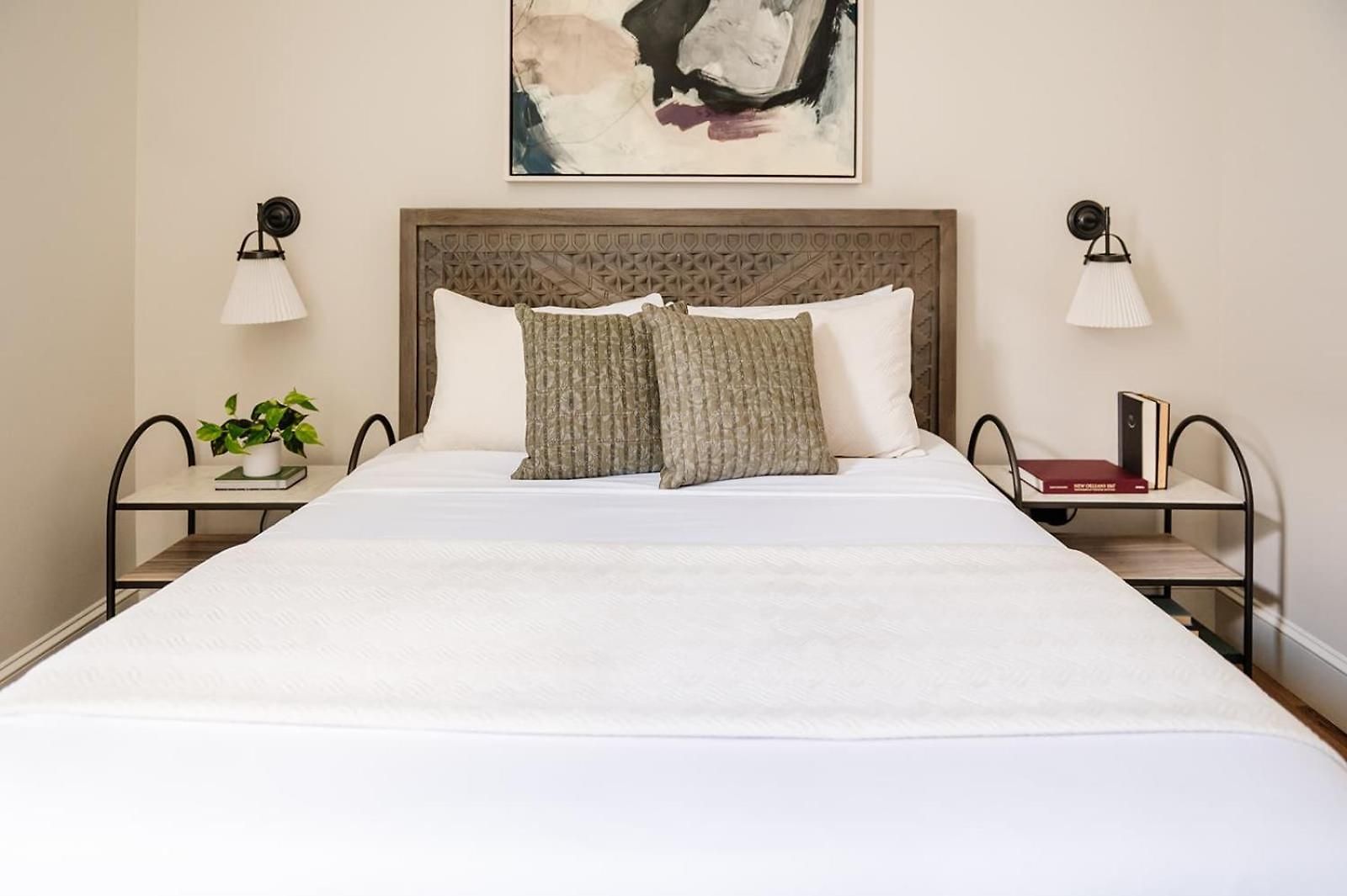 New Private With Pool And Near Fq