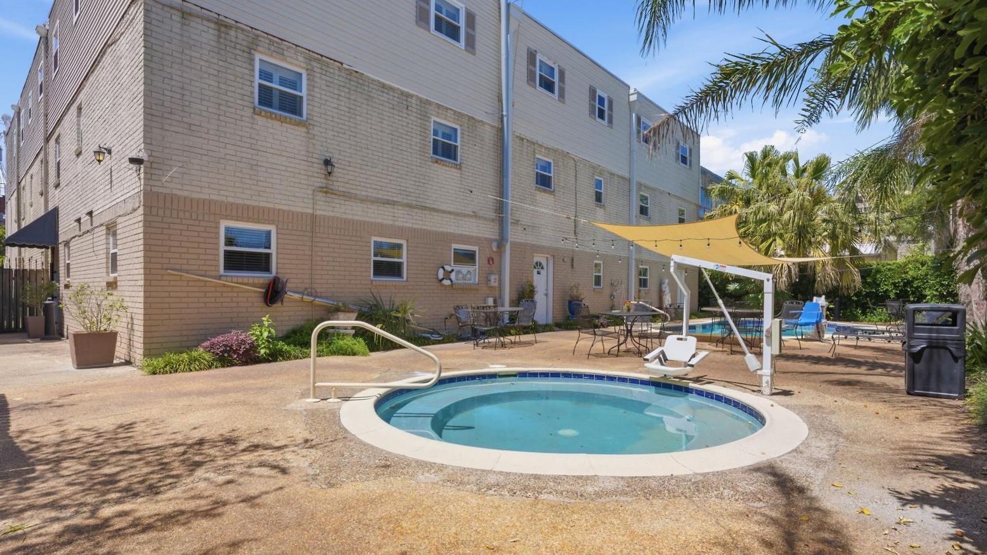 Refined 2br Escape On Frenchmen Street W Pool 3* New Orleans