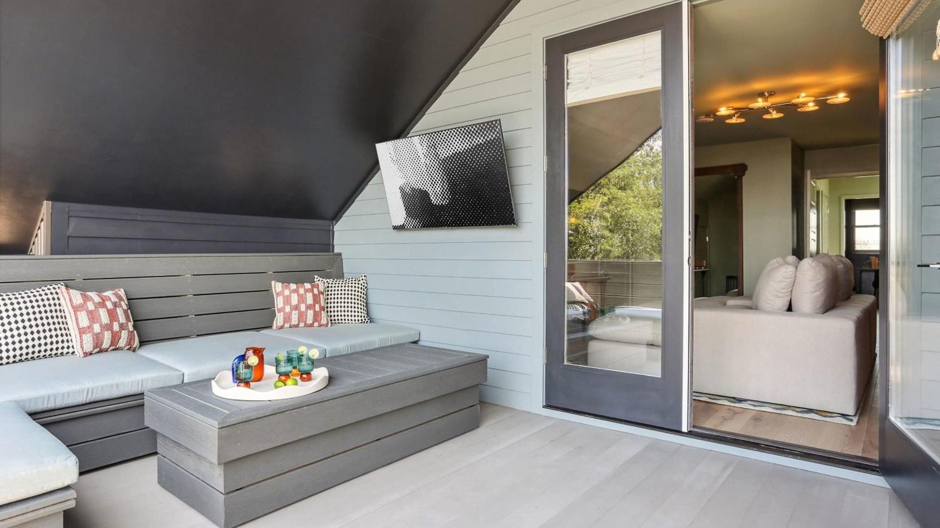 Chic Nola Heated Pool &