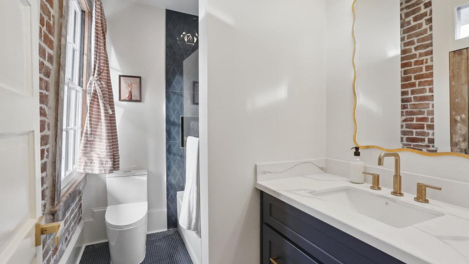 10 Bed & 10 Bath Luxury Cbd - Private Pool Holiday home New Orleans