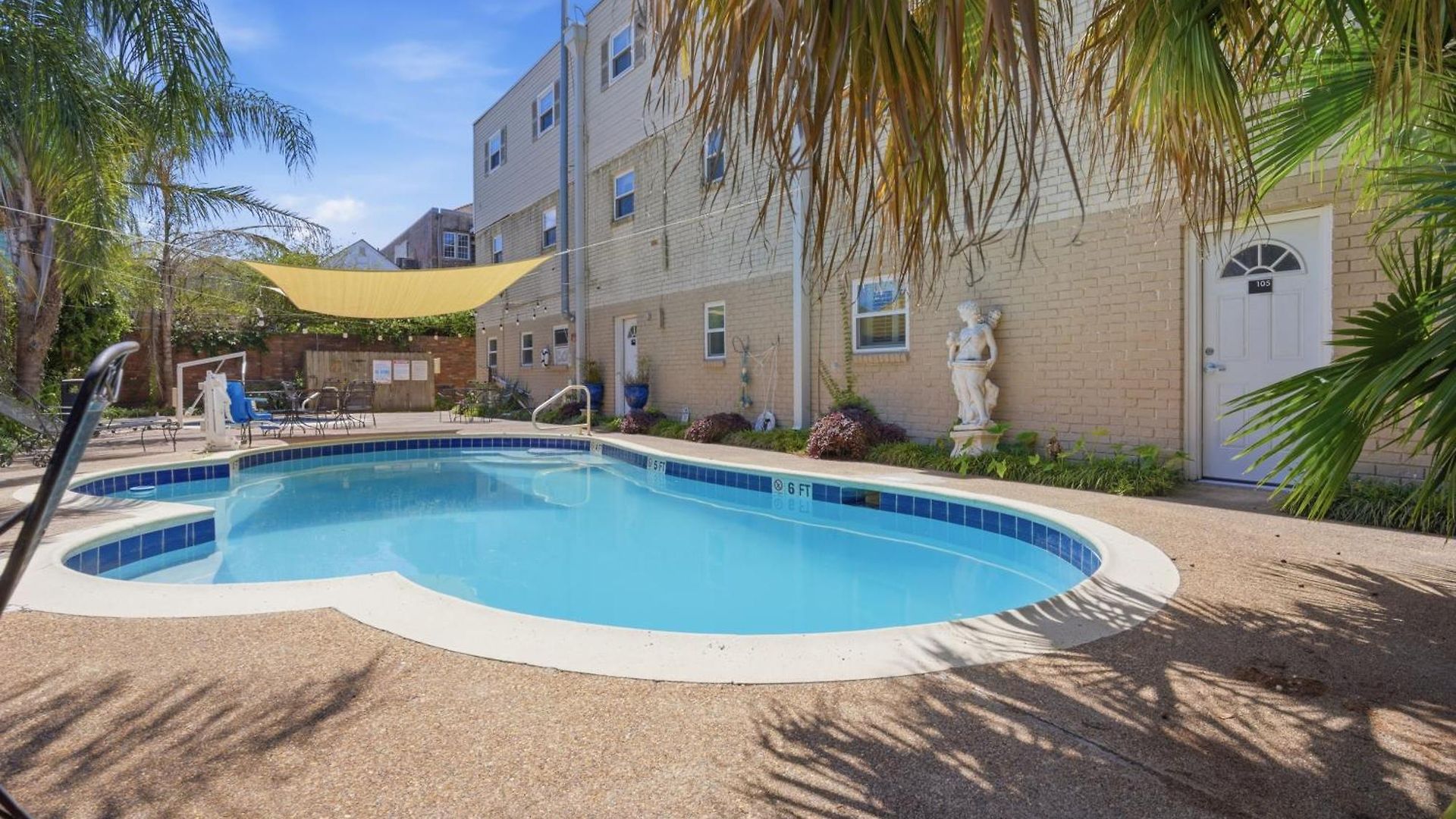Aparthotel Frenchmen Private W Pool & Hot Tub Access New Orleans