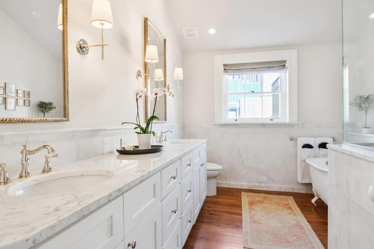 Historic Cbd Townhomes With Courtyard Holiday home