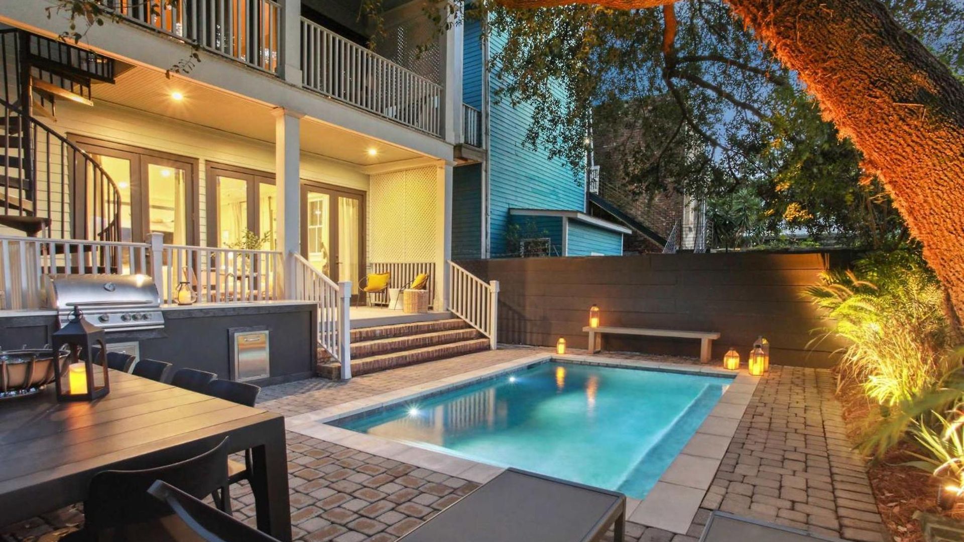 Grand Lush With Heated Pool *