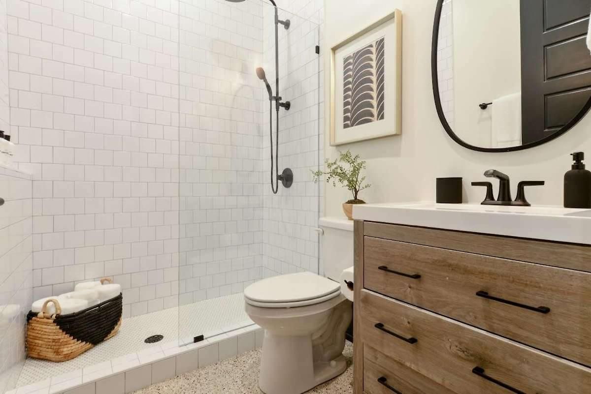 Spacious Nola Combo 2 Units & Shared Pool * New Orleans