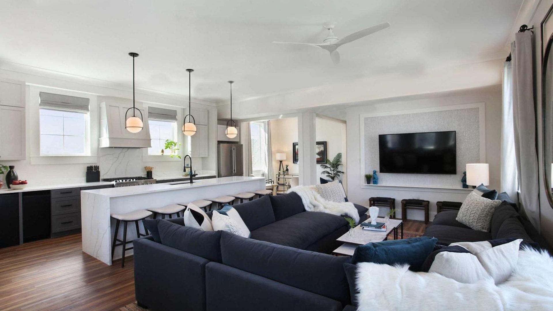 Luxe 19br Combo & Private Backyard With Pool * New Orleans