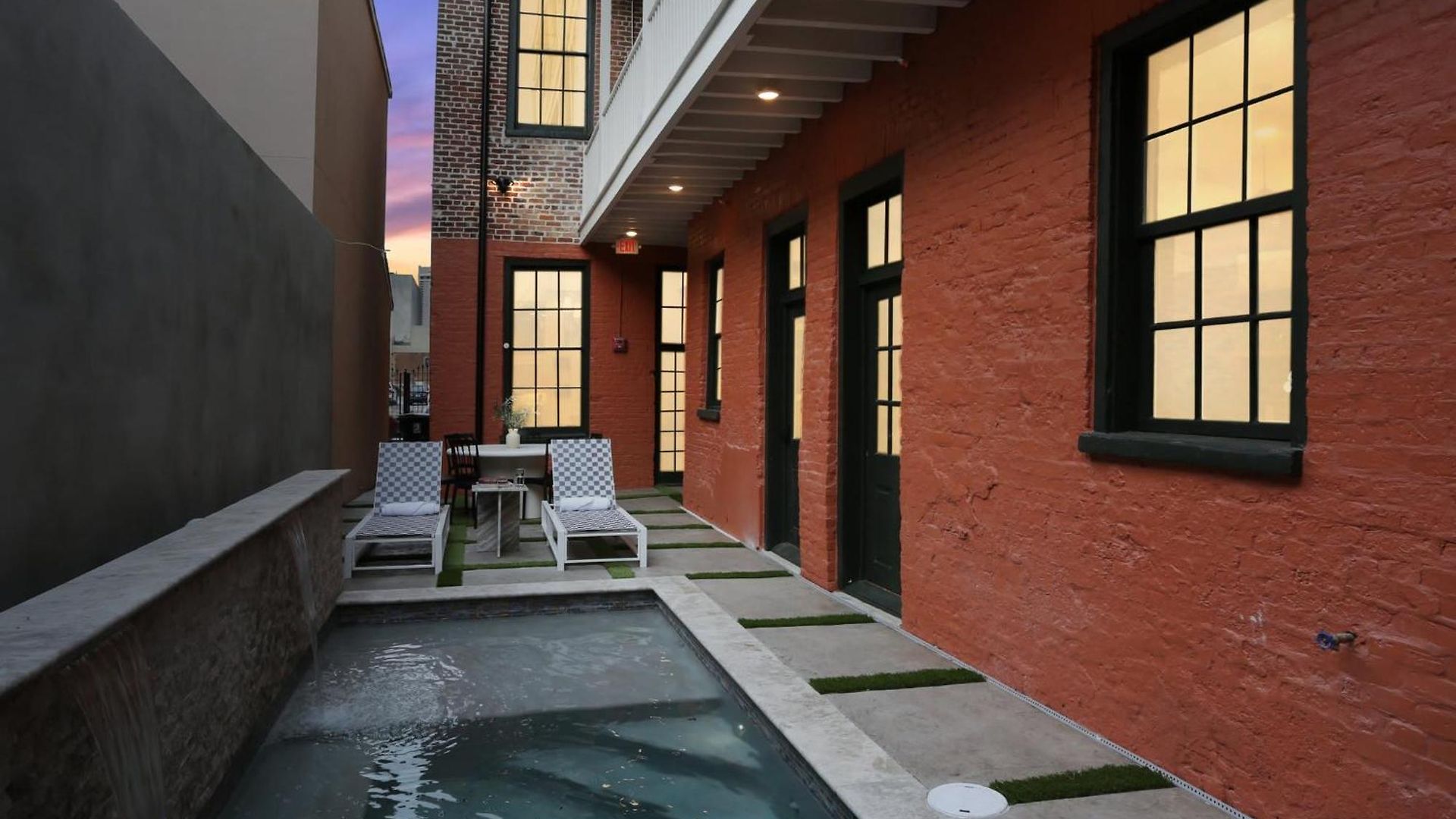 10 Bed & 10 Bath Luxury Cbd - Private Pool * New Orleans