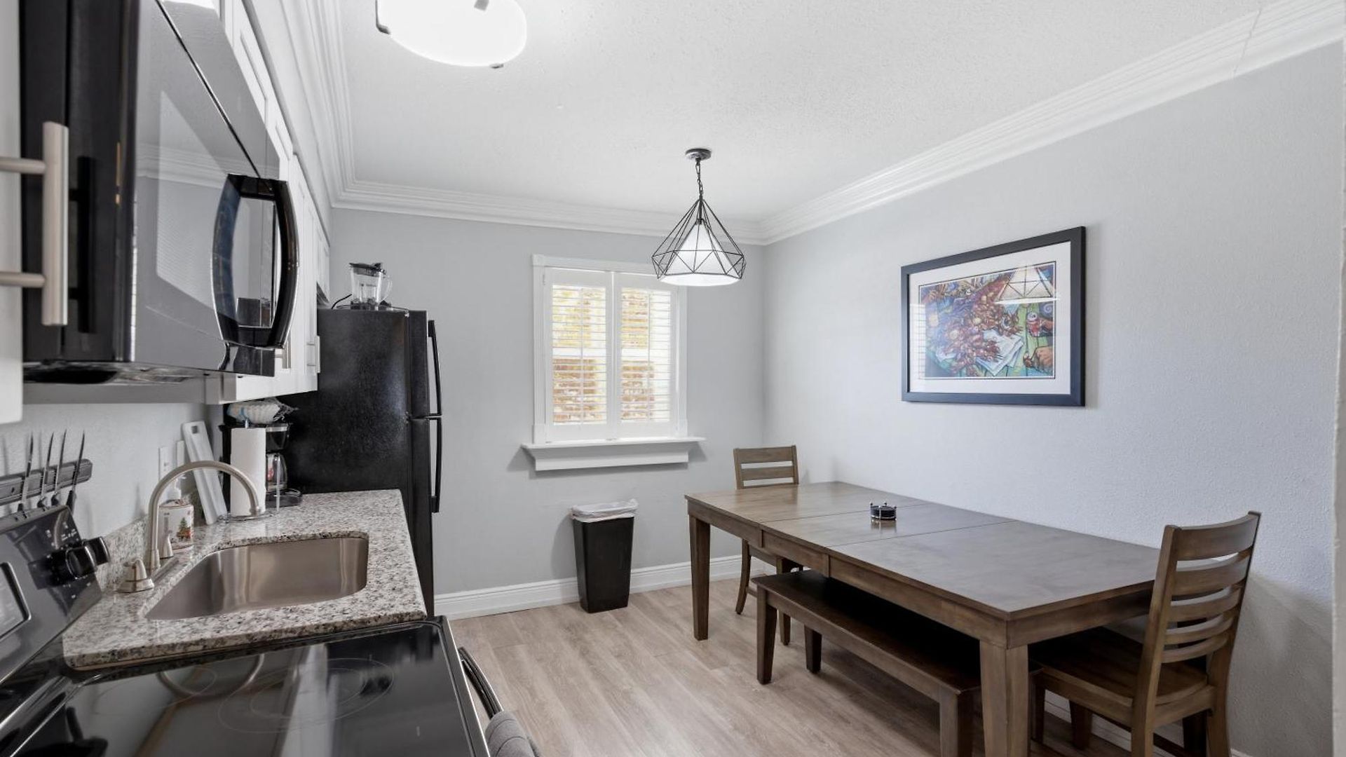 Aparthotel Frenchmen 2br Retreat W Pool & Hot Tub Access