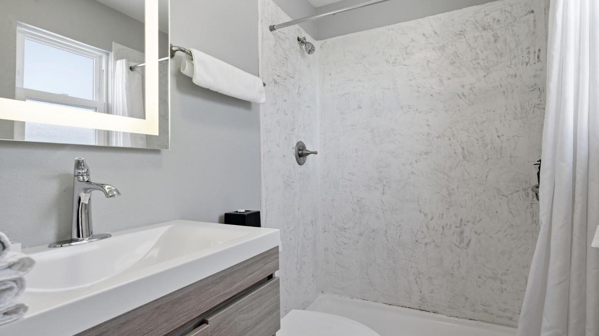 Frenchmen St 2br Hideaway W Pool & Hot Tub Aparthotel New Orleans