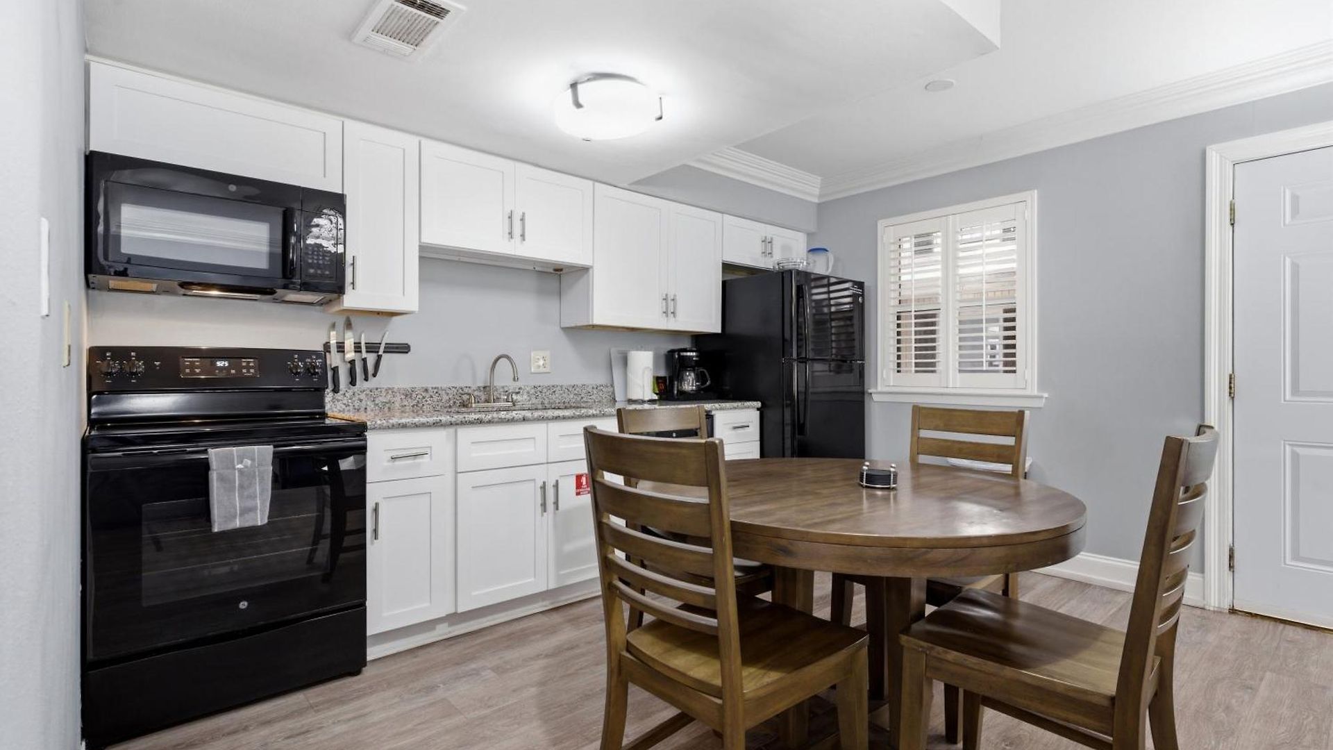 Aparthotel Frenchmen Private W Pool & Hot Tub Access