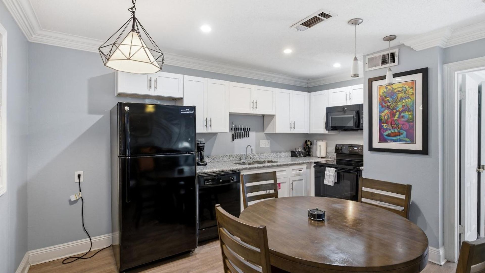 Refined 2br Escape On Frenchmen Street W Pool 3*