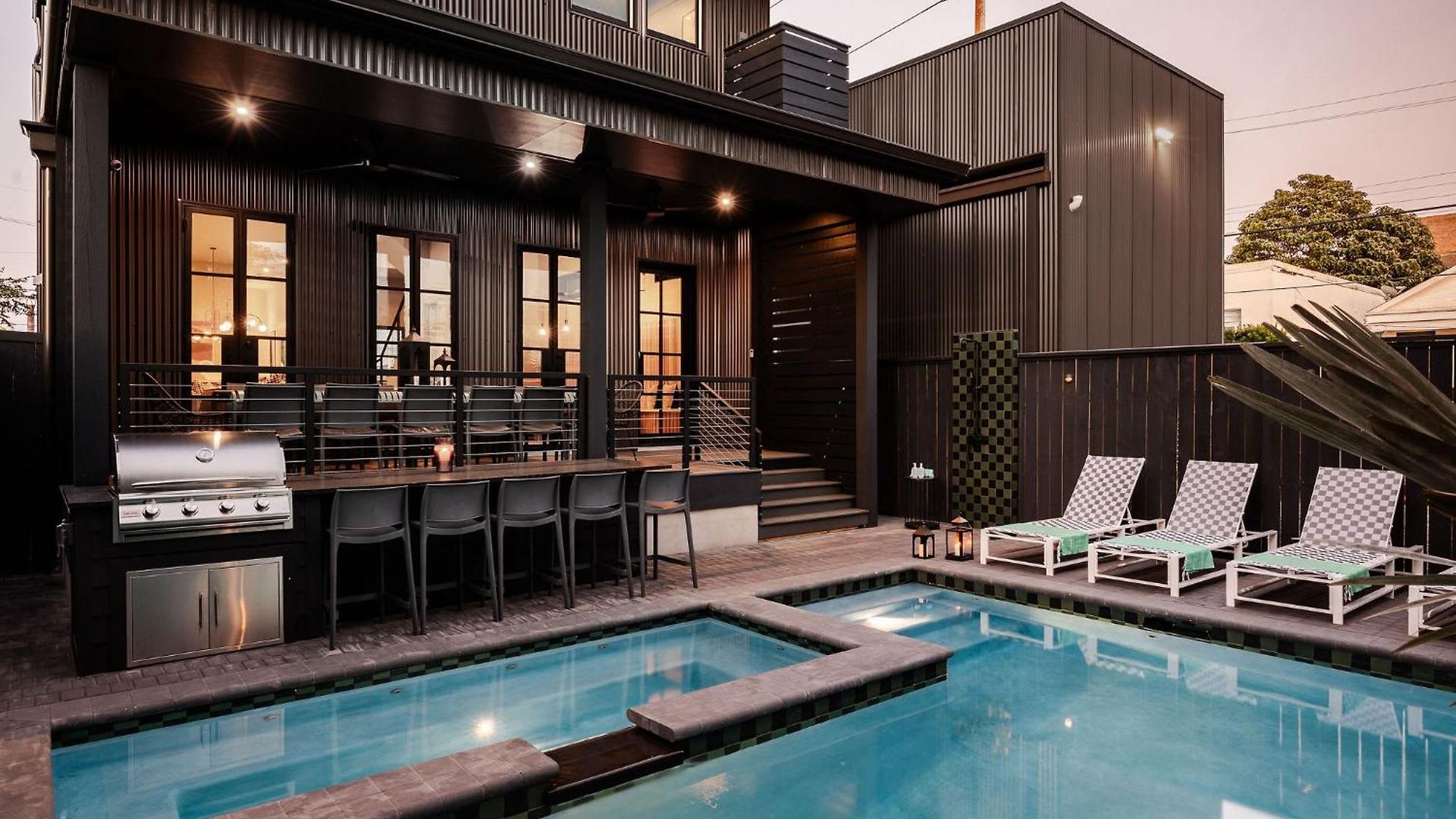 Lower Garden District Luxury Combo Pool & Hottub *