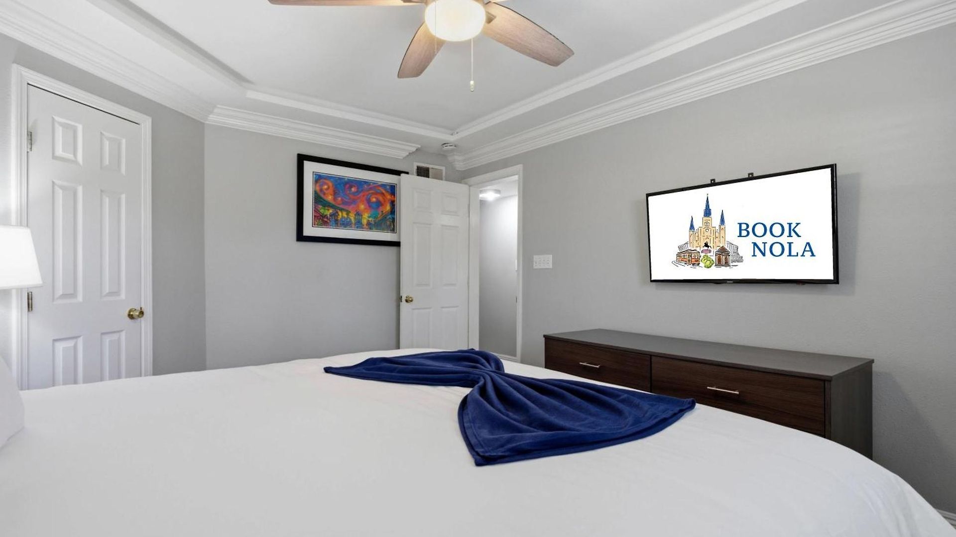 Aparthotel Refined 2br Escape On Frenchmen Street W Pool