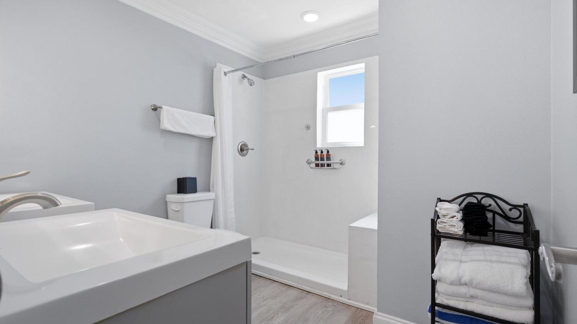 Frenchmen Private Wd Pool & Hot Tub Access 3*