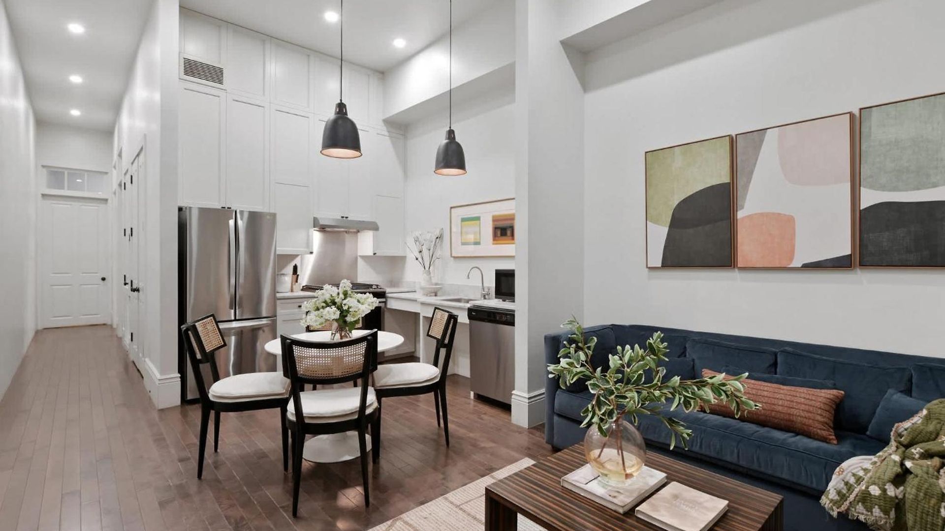Elegant Renovated Escape Close To French Quarter Apartment