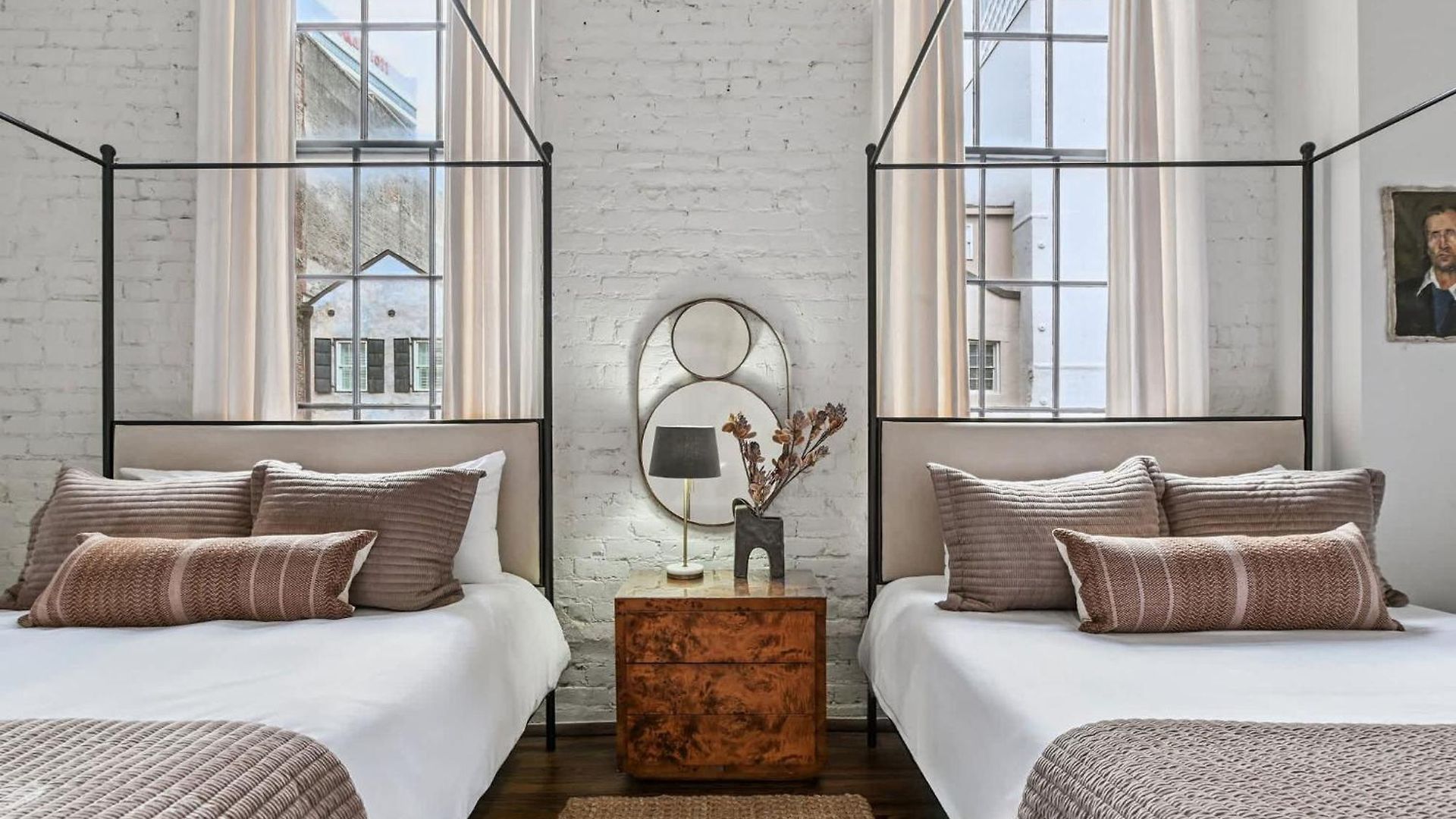Space & Luxury In Cbd Steps To Fq Apartment New Orleans