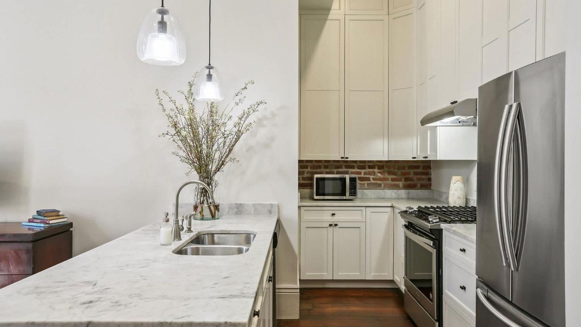 Mega 4 Near French Quarter 8br 8ba *