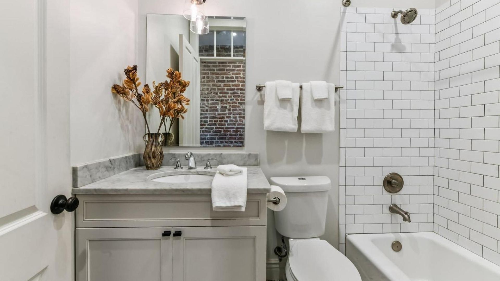 Downtown 6 Combo 12br 12ba Apartment