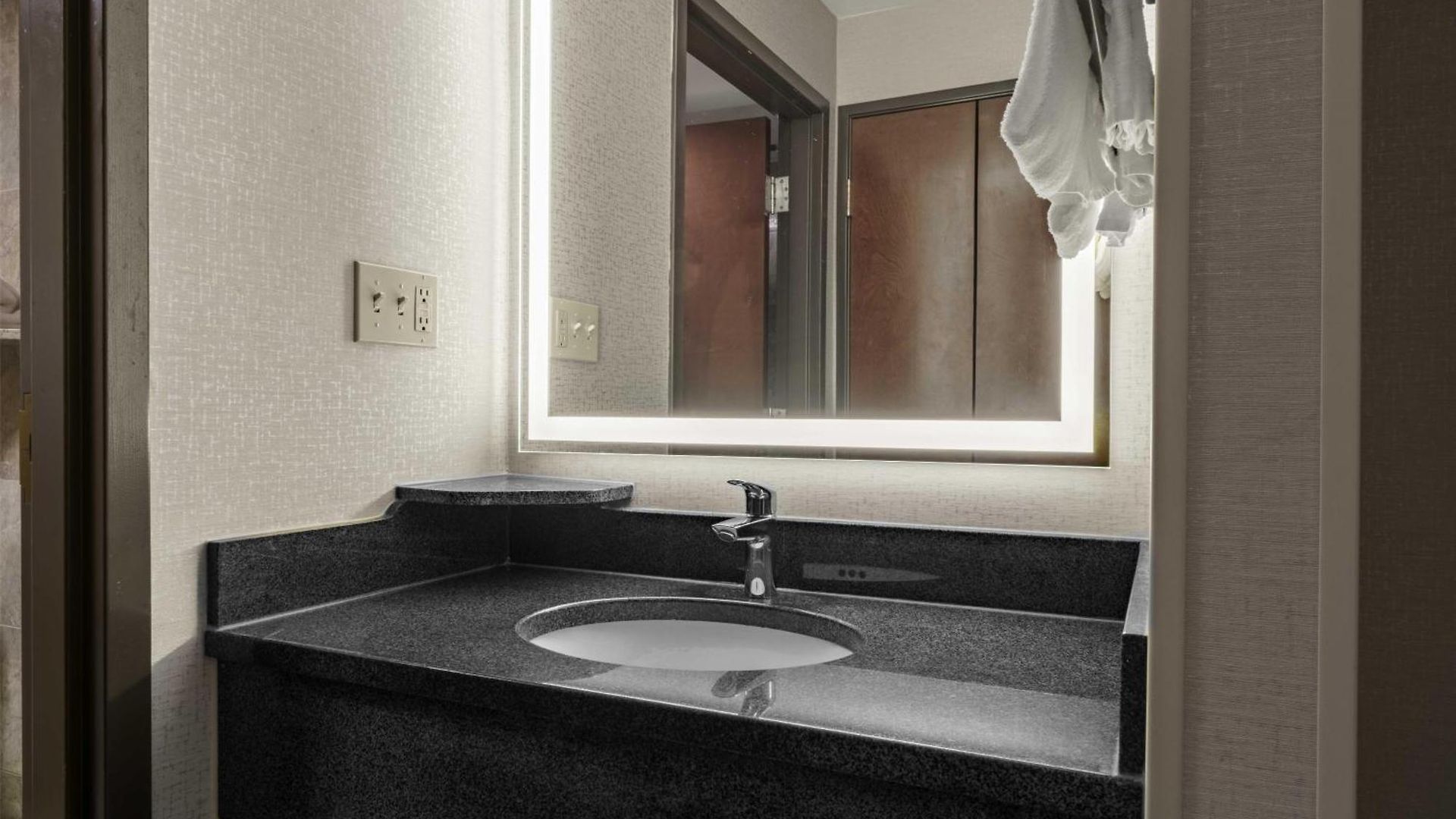 Hotel Drury Plaza New Orleans