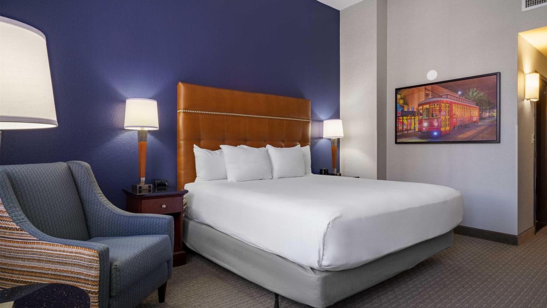 Drury Plaza 4*