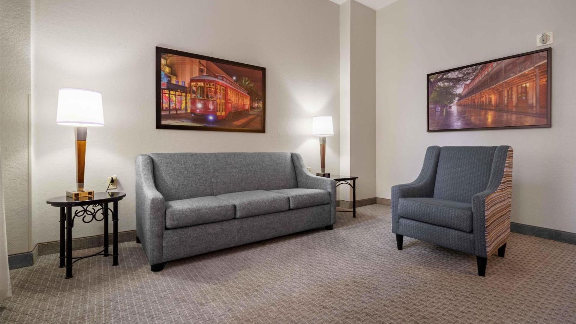 Drury Plaza Hotel