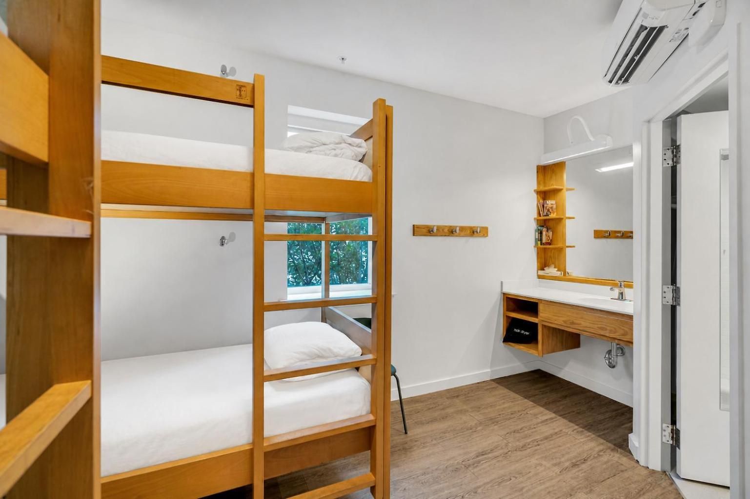 The Quisby Hotel
